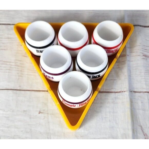 Osta Melamine Ashtray: Stylish Pool Rack Design for Cigars & Cigarettes - Picture 2 of 11